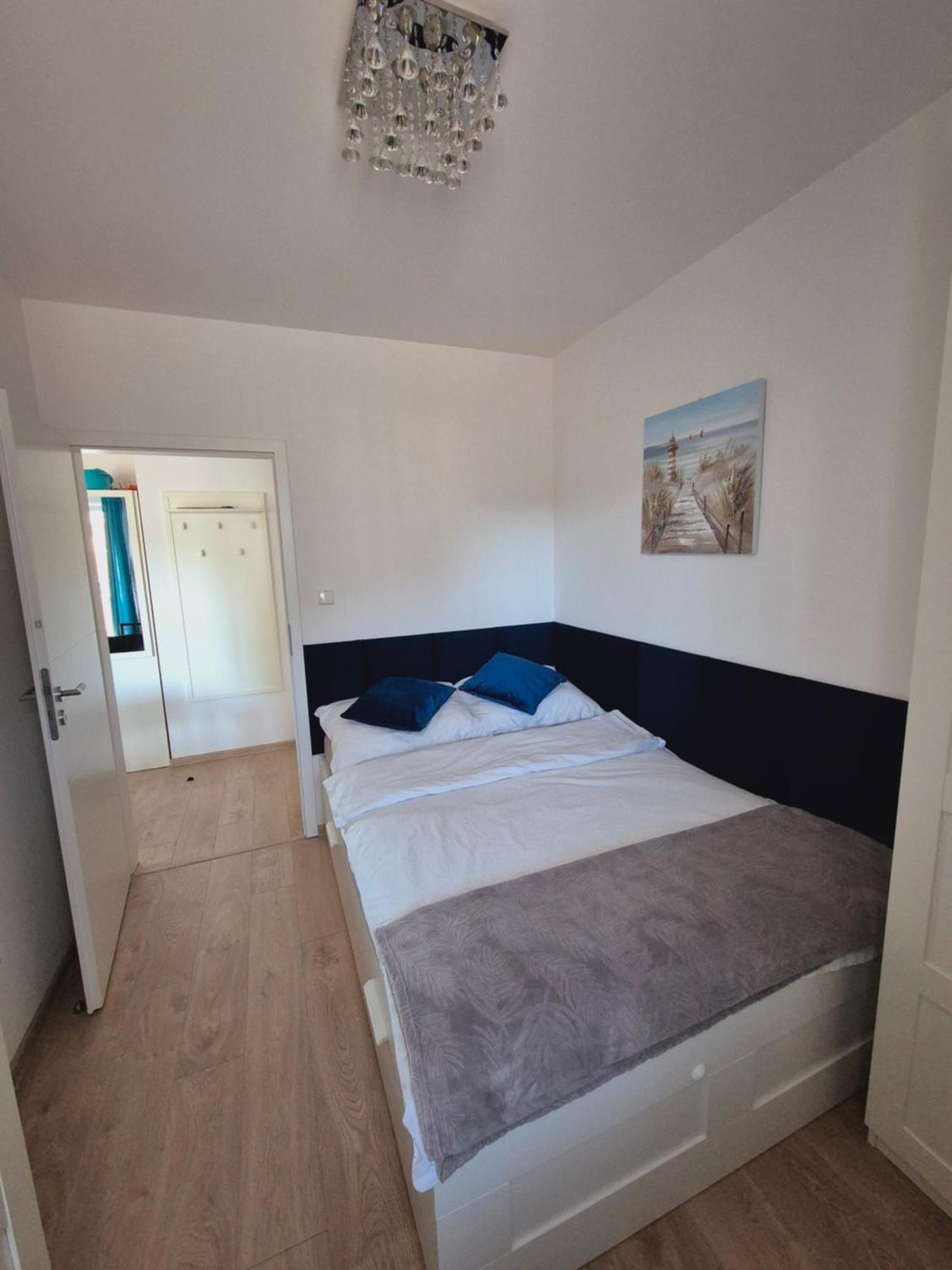Apartament Turkusowy Kolobrzeg Podczele Exterior photo